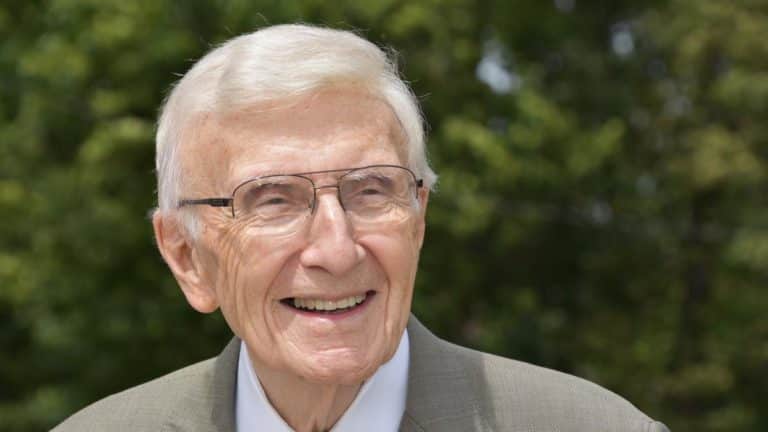 IGA Chairman Emeritus Dr. Tom Haggai Passes Away At 89