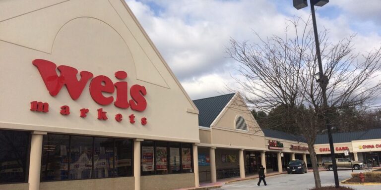 Weis Ends FY, Q4 On High Note